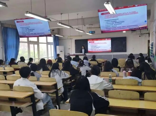 海洋学院成功举办国家奖学金宣讲会